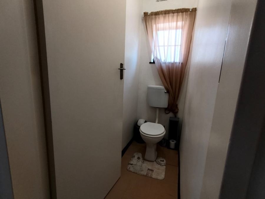3 Bedroom Property for Sale in Bodorp North West